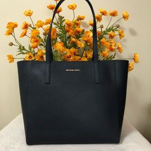 MICHAEL KORS Rivington Large Tote